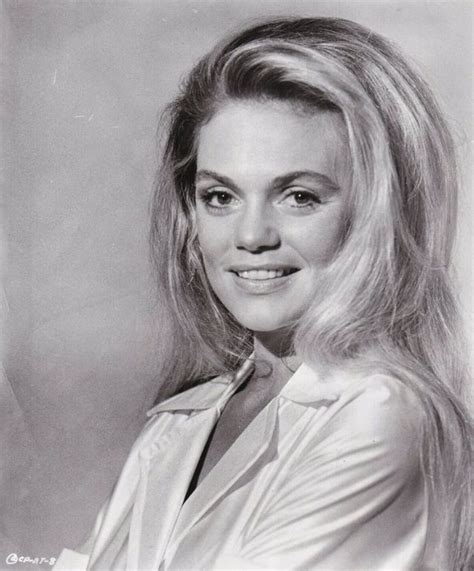 30 Gorgeous Photos of Dyan Cannon in...